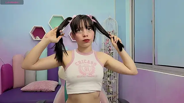 Isaa Skinny online show from 05/08/26, 03:34