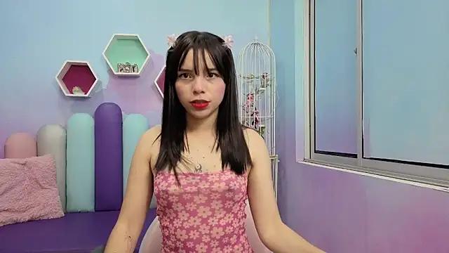 Isaa Skinny online show from 05/16/26, 03:58