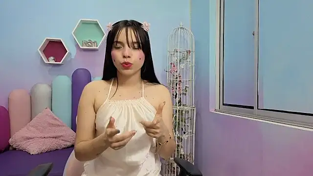 Isaa Skinny online show from 06/04/26, 03:45
