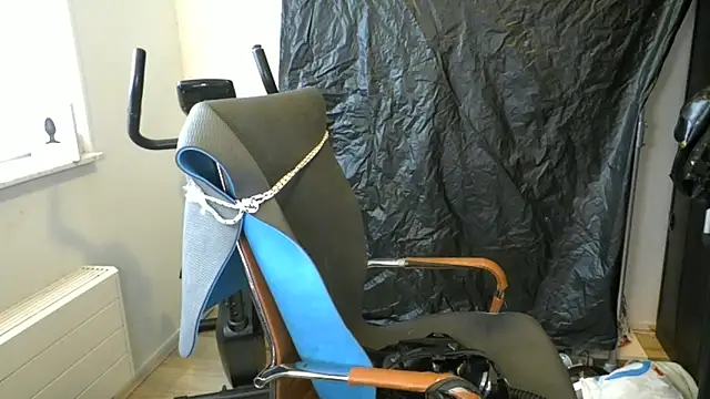 Snapshot of latexslaveboy chatting on 06/15/26, 08:49 latexslaveboy online show from 06/15/26, 08:49