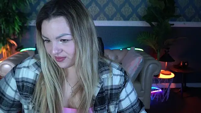 Snapshot of AlissyaGrayy chatting on 04/20/26, 05:43 AlissyaGrayy online show from 04/20/26, 05:43