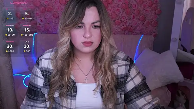 AlissyaGrayy online show from 04/23/26, 12:40