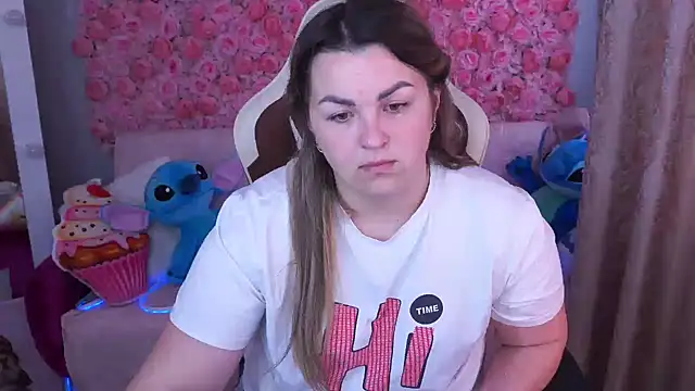 AlissyaGrayy online show from 06/03/26, 05:43