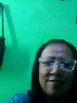 juliataylorhot online show from 04/17/26, 12:57