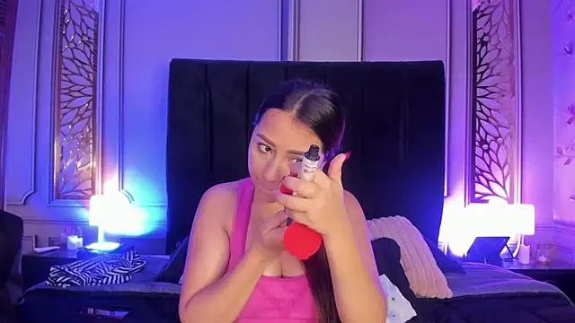 Snapshot of dulce_girls chatting on 07/17/26, 11:50 dulce girls online show from 07/17/26, 11:50