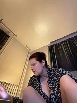 JulieetteLatte online show from 04/02/26, 01:25