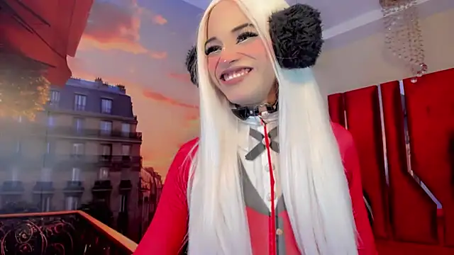 Paola Delfino online show from 05/25/26, 12:11
