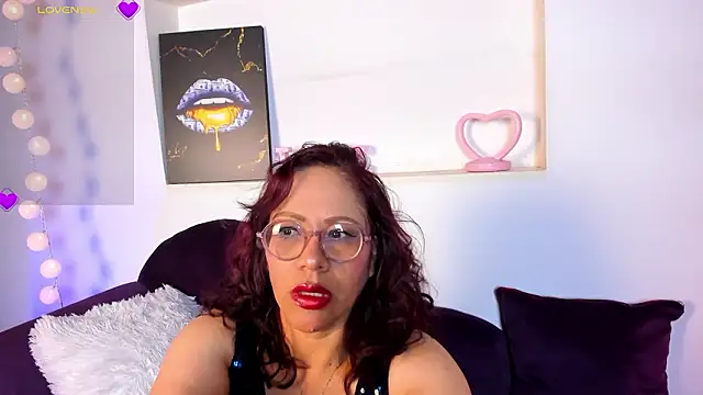 Snapshot of Mariia_Paulaa chatting on 03/21/26, 04:39 Mariia Paulaa online show from 03/21/26, 04:39