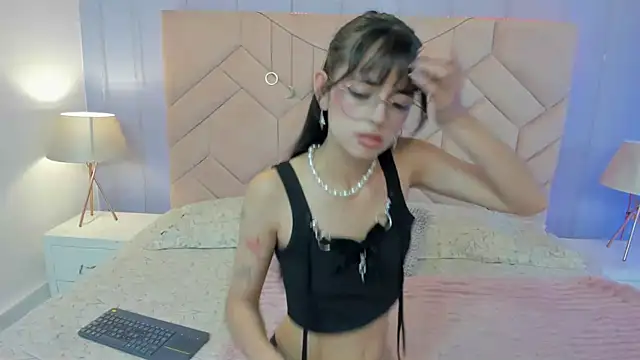 Snapshot of Eimy_Blaze chatting on 05/27/26, 07:44 Eimy Blaze online show from 05/27/26, 07:44