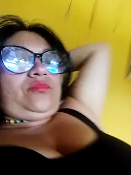 Snapshot of LatinSquirtBaby chatting on 05/08/26, 08:03 LatinSquirtBaby online show from 05/08/26, 08:03