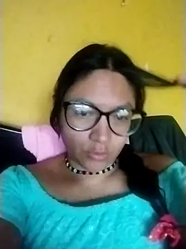 Snapshot of LatinSquirtBaby chatting on 05/10/26, 01:16 LatinSquirtBaby online show from 05/10/26, 01:16