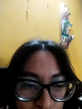 Snapshot of LatinSquirtBaby chatting on 05/17/26, 08:16 LatinSquirtBaby online show from 05/17/26, 08:16
