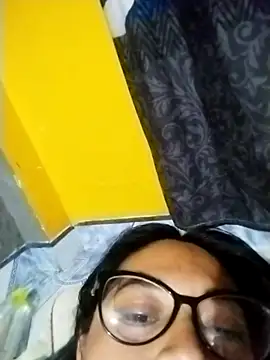 Snapshot of LatinSquirtBaby chatting on 05/26/26, 01:23 LatinSquirtBaby online show from 05/26/26, 01:23