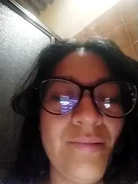 Snapshot of LatinSquirtBaby chatting on 06/06/26, 02:33 LatinSquirtBaby online show from 06/06/26, 02:33