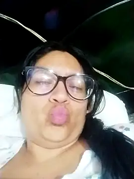 Snapshot of LatinSquirtBaby chatting on 06/08/26, 01:55 LatinSquirtBaby online show from 06/08/26, 01:55