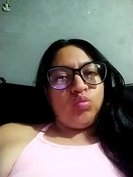 Snapshot of LatinSquirtBaby chatting on 06/09/26, 01:45 LatinSquirtBaby online show from 06/09/26, 01:45