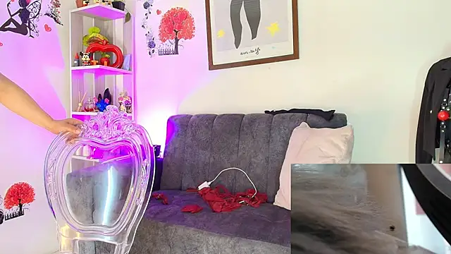 Zully Green online show from 05/12/26, 01:25