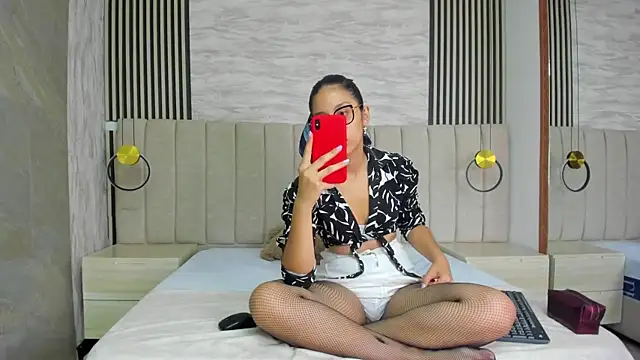 Snapshot of ehlunara chatting on 03/21/26, 07:39 ehlunara online show from 03/21/26, 07:39