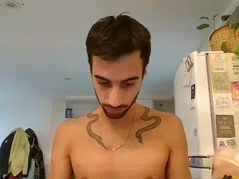 SantinnoVale online show from 04/19/26, 03:06