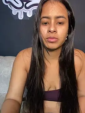 lucirganaxxx online show from 04/28/26, 03:22