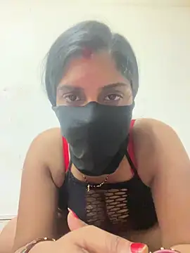 Snapshot of Surbhibaby chatting on 05/15/26, 06:31 Surbhibaby online show from 05/15/26, 06:31