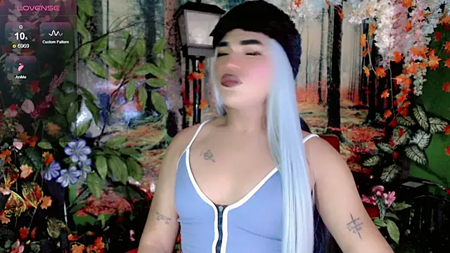 Snapshot of Alice_Yermanotta chatting on 03/29/26, 03:28 Alice Yermanotta online show from 03/29/26, 03:28