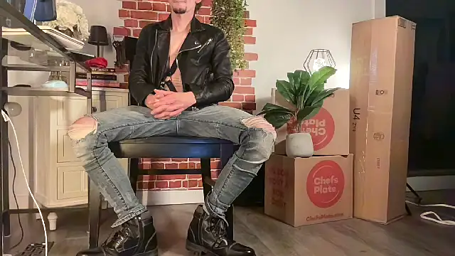 DylanBrook online show from 04/24/26, 04:37