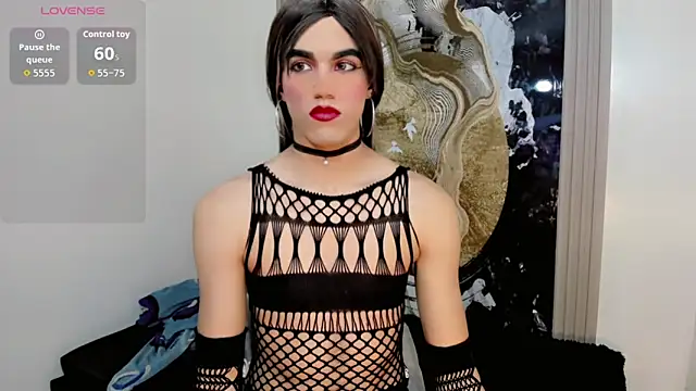 Tiffany Velanyer   online show from 06/05/26, 06:52