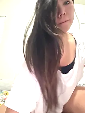Snapshot of karen_vix chatting on 03/19/26, 04:33 karen vix online show from 03/19/26, 04:33