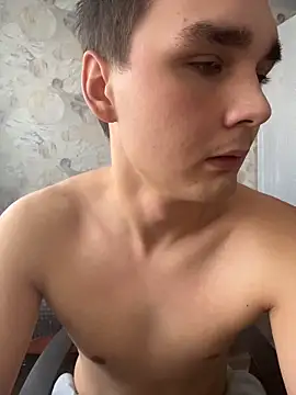 Snapshot of MikkyDo chatting on 03/21/26, 09:47 MikkyDo online show from 03/21/26, 09:47