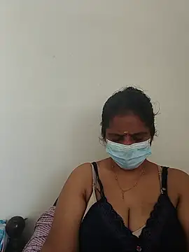 Snapshot of tamil_manjalmaami chatting on 07/07/26, 05:21 tamil manjalmaami online show from 07/07/26, 05:21