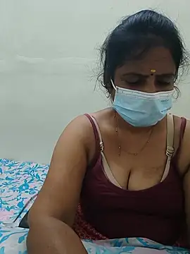 Snapshot of tamil_manjalmaami chatting on 07/07/26, 03:27 tamil manjalmaami online show from 07/07/26, 03:27