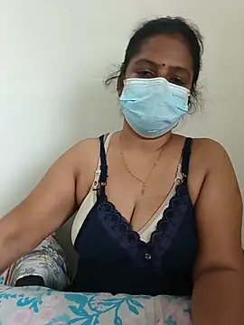 Snapshot of tamil_manjalmaami chatting on 07/10/26, 05:12 tamil manjalmaami online show from 07/10/26, 05:12