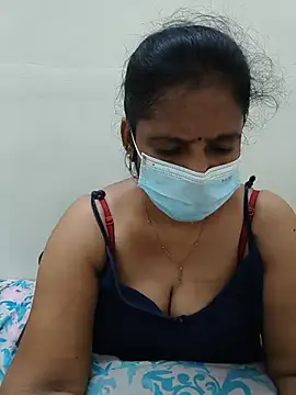 Snapshot of tamil_manjalmaami chatting on 07/13/26, 05:05 tamil manjalmaami online show from 07/13/26, 05:05