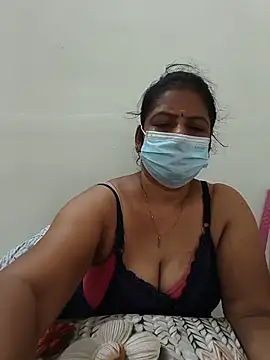 Snapshot of tamil_manjalmaami chatting on 07/21/26, 04:37 tamil manjalmaami online show from 07/21/26, 04:37