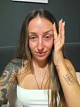 NicoleKaiser online show from 05/31/26, 06:09