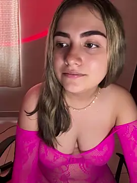 Snapshot of Mia_seduccion chatting on 04/30/26, 06:25 Mia seduccion online show from 04/30/26, 06:25