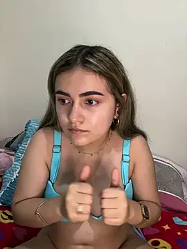 Snapshot of Mia_seduccion chatting on 05/05/26, 02:08 Mia seduccion online show from 05/05/26, 02:08