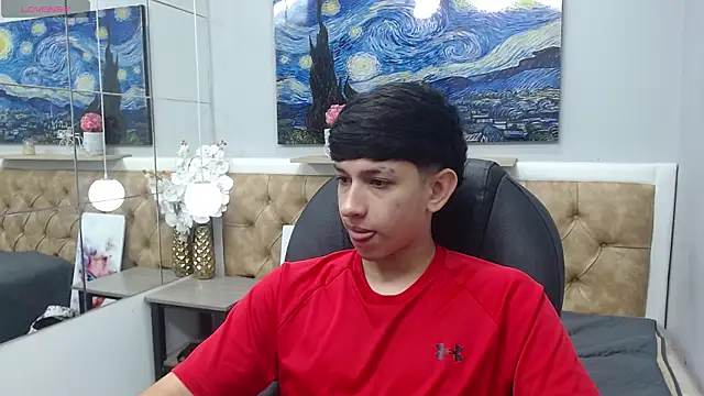 Snapshot of AdrianFranko chatting on 04/24/26, 01:24 AdrianFranko online show from 04/24/26, 01:24