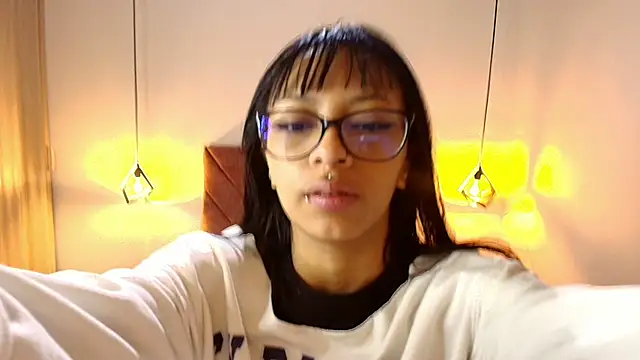 BONIE WILLS online show from 05/08/26, 11:59