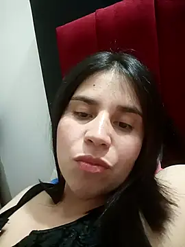 Snapshot of Cata_black chatting on 04/19/26, 01:49 Cata black online show from 04/19/26, 01:49