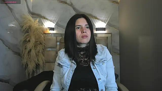Snapshot of Cata_black chatting on 04/21/26, 01:06 Cata black online show from 04/21/26, 01:06
