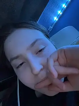 charmingggirl online show from 03/31/26, 08:31