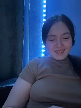 charmingggirl online show from 05/11/26, 05:32