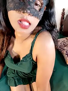 Snapshot of Kameeliya_ chatting on 03/28/26, 08:08 Kameeliya online show from 03/28/26, 08:08