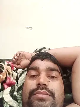 Snapshot of Leelaaji chatting on 04/11/26, 01:32 Leelaaji online show from 04/11/26, 01:32