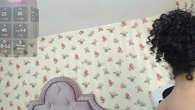 crystal watson0 online show from 05/07/26, 01:27