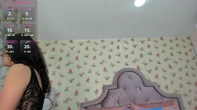Snapshot of crystal_watson0 chatting on 06/09/26, 02:39 crystal watson0 online show from 06/09/26, 02:39