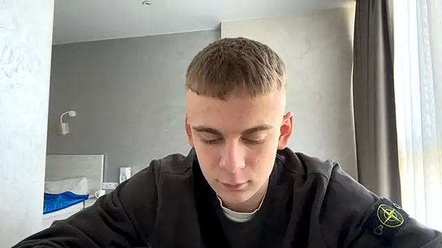 Snapshot of SoloFury chatting on 04/28/26, 12:10 SoloFury online show from 04/28/26, 12:10