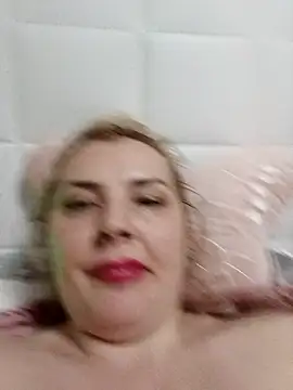 Snapshot of Maria3879 chatting on 04/04/26, 12:42 Maria3879 online show from 04/04/26, 12:42